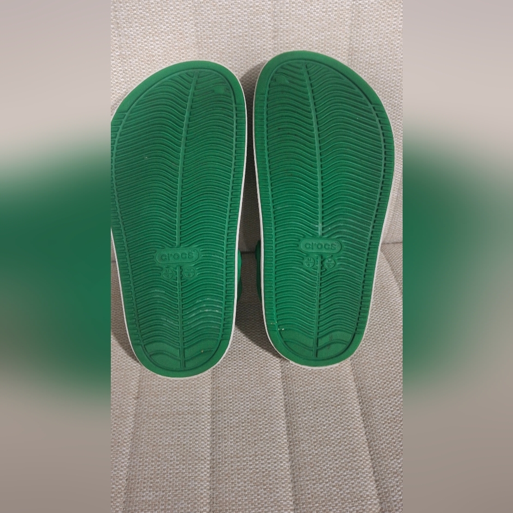 Kid Green And White Crocs - Picture 6 of 6